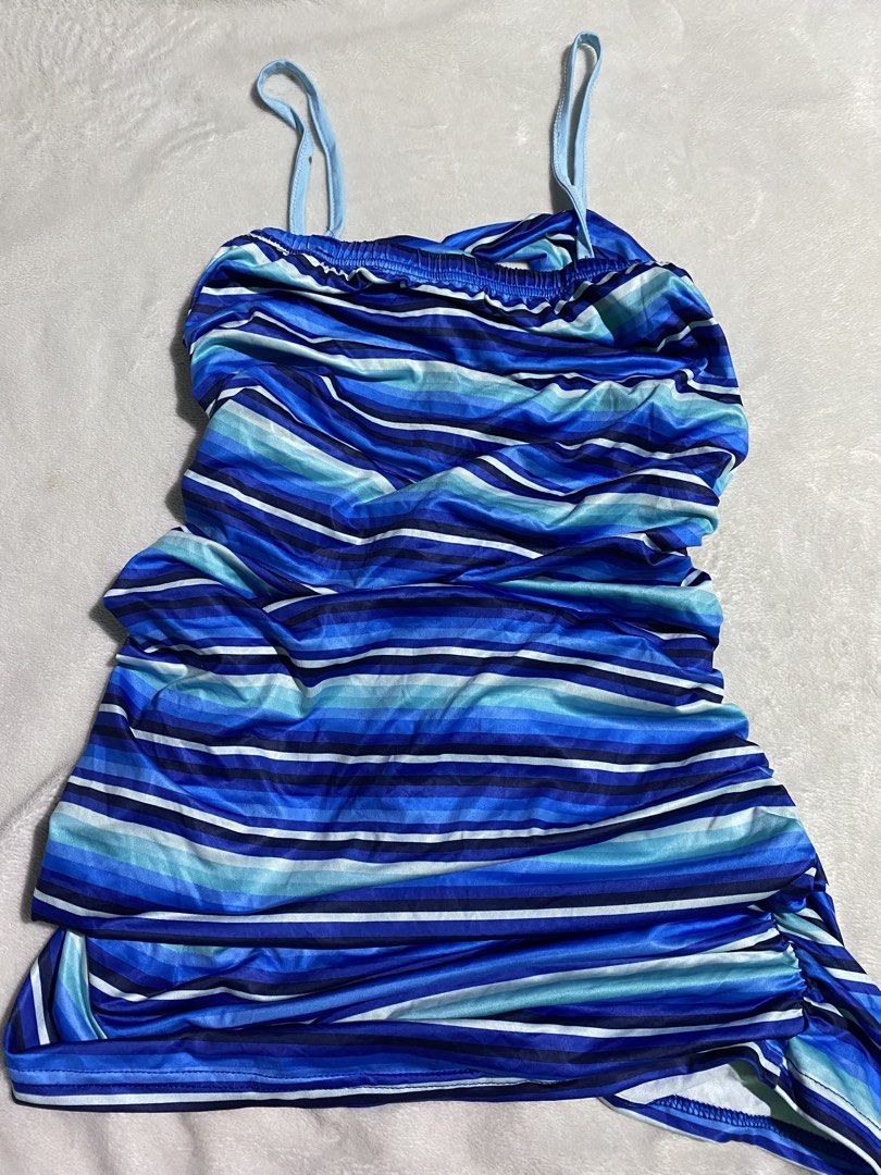blue stripes backless dress (Category: Dresses) located in Balanga. Submitted by cheolchansol (Listing ID 1467125071, Image 1). Description: mop: gcash mod: direct jnt s-m.