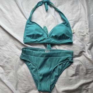 (Category: ) located in . Submitted by cyrelll (Listing ID 1467015735, Image 1). Description: .