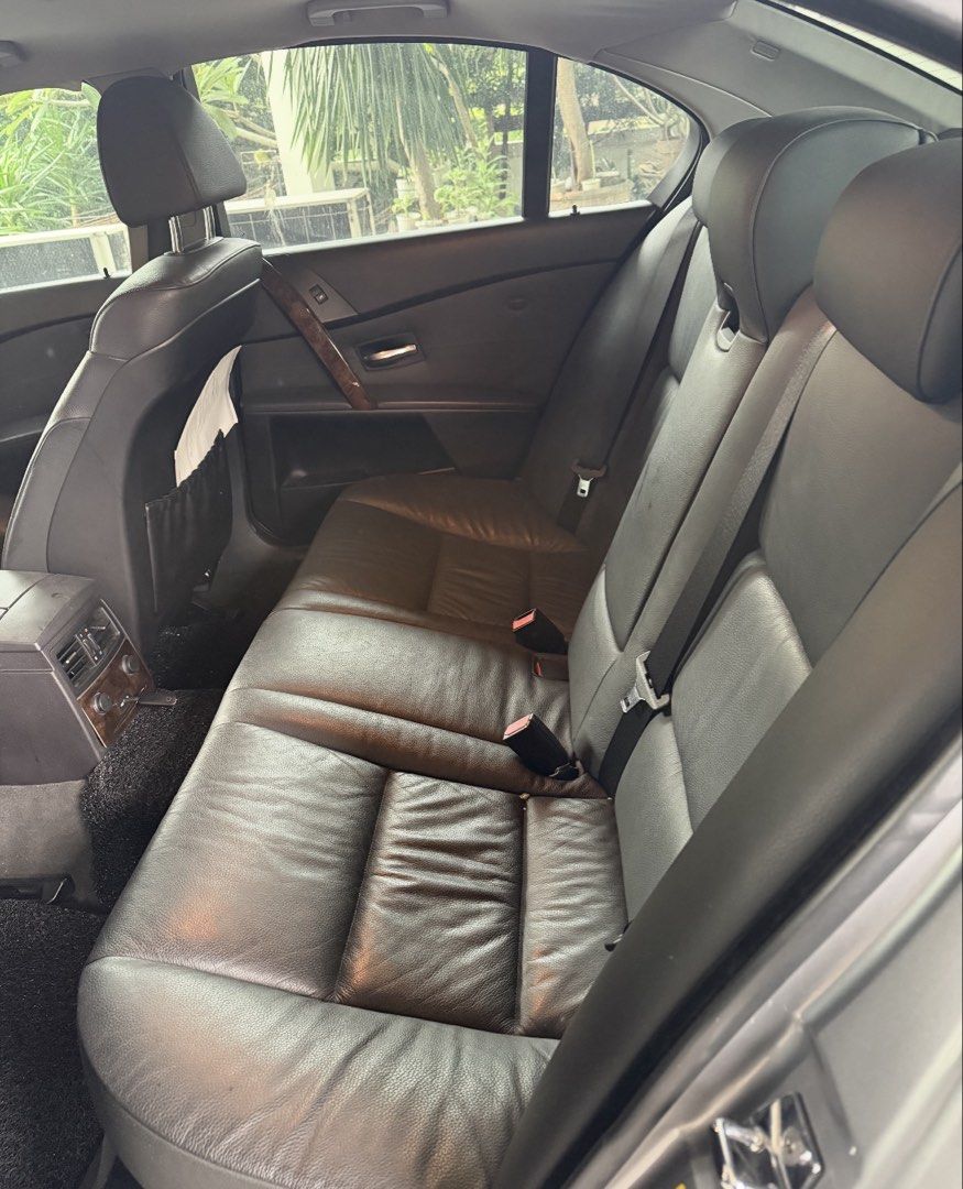 BMW 520d Sedan (A) (Category: Used Cars) located in Pasig City. Submitted by riks.sells (Listing ID 1467063460, Image 3). Description: BMW 520D 2008 Model Issues: Tumutunog yung belt Minor dent sa likod, di halata (nasa pic) Leak sa likod ng passenger seat door during heavy rain No history of accidents, dent is from parking. Malinis papeles. Kayo na pagawa. Can schedule viewing just PM, Pasig area..