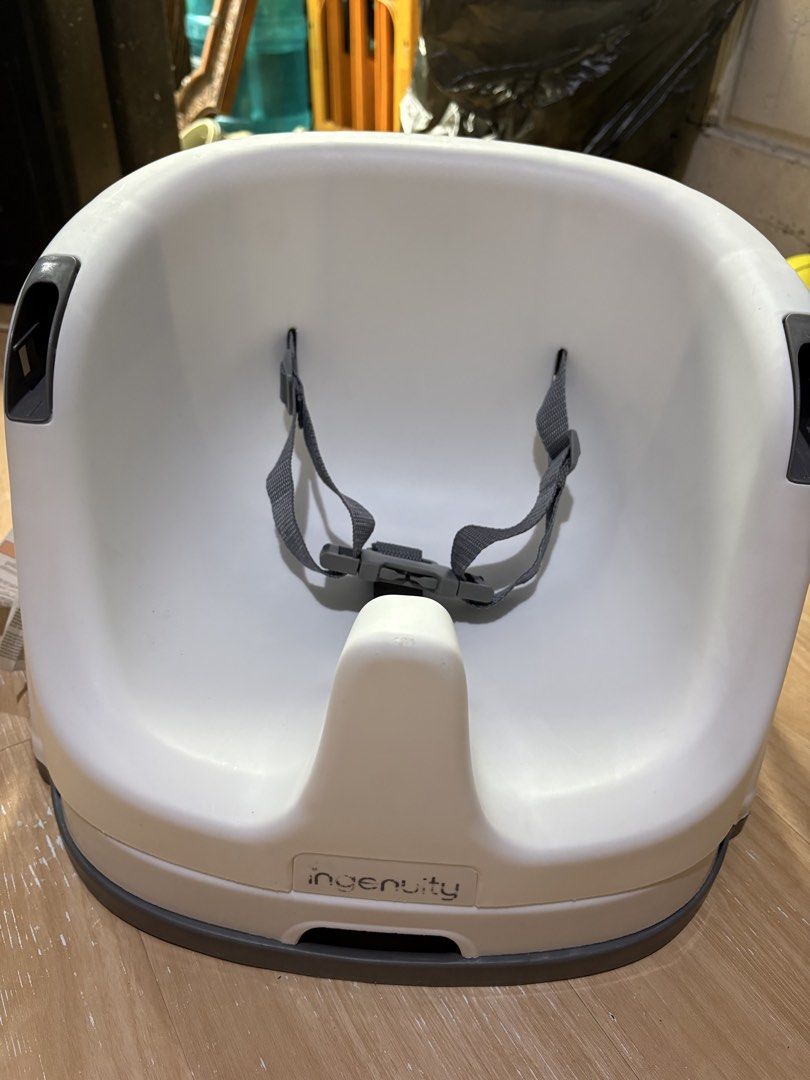 Booster Seat Ingenuity (Category: Baby High Chairs) located in Muntinlupa City. Submitted by wandermaggs (Listing ID 1466994200, Image 3). Description: Straps still complete All in good condition .