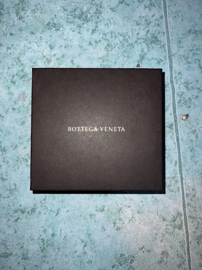 Bottega Veneta (Category: Activewear) located in Manila. Submitted by aamir1224 (Listing ID 1467145479, Image 1). Description: .