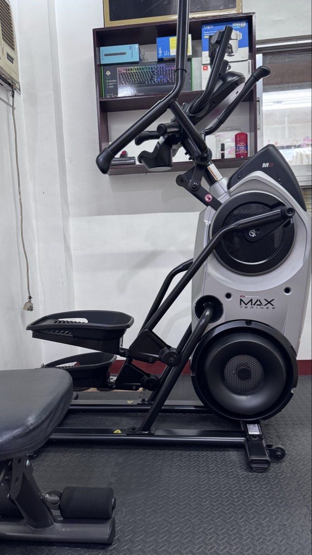 Bowlex Max Trainer (Category: Cardio & Fitness Machines) located in Quezon City. Submitted by thykhloe (Listing ID 1466992379, Image 1). Description: .