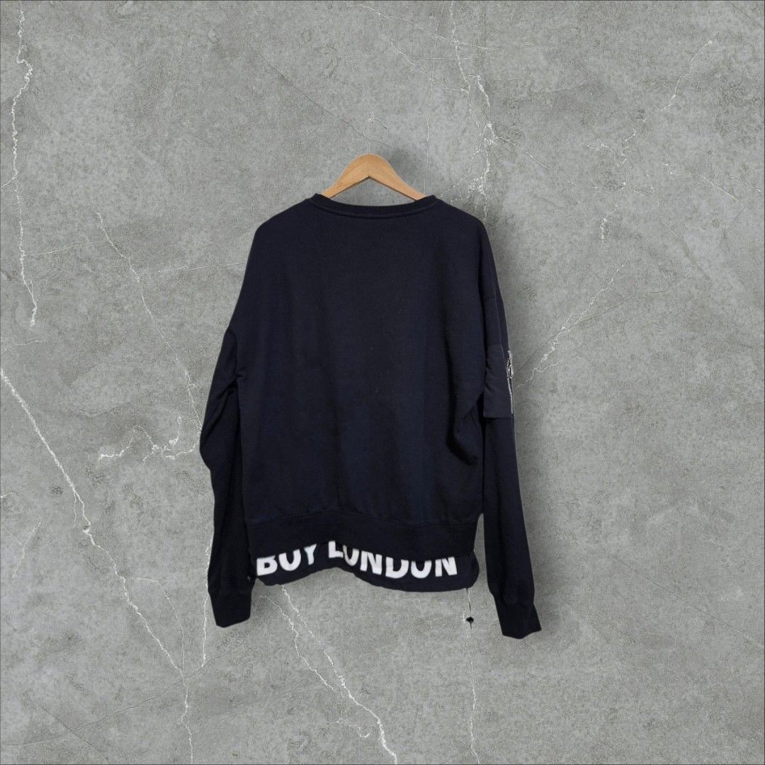 Boy london black crewneck (Category: Coats, Jackets and Outerwear) located in Baguio. Submitted by fadexquisite (Listing ID 1467098052, Image 2). Description: Boy london black crewneck Large 28x24 Excellent condition 700 plus ship fee.