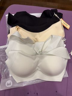 (Category: ) located in . Submitted by toys.nclothes (Listing ID 1467116619, Image 1). Description: .