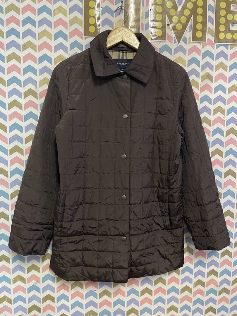 BURBERRY (Category: Apparel) located in Pasir Mas. Submitted by original_bundle (Listing ID 1467123781, Image 3). Description: VINTAGE.