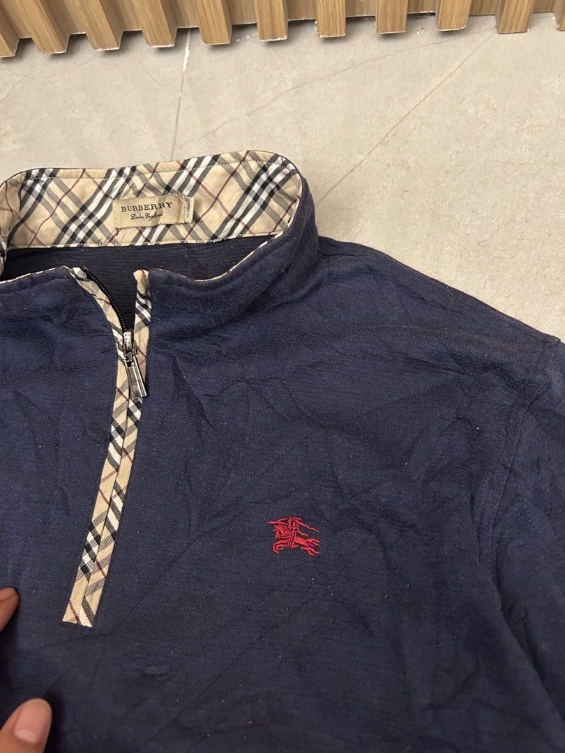Burberry (Category: Coats, Jackets and Outerwear) located in Mabalacat. Submitted by johnchanfinds (Listing ID 1467139570, Image 3). Description: Excellent Size medium Width 21 Length 28 Color rate 9.5/10.