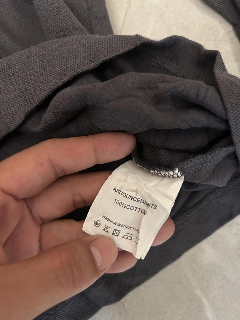 Burberry (Category: Coats, Jackets and Outerwear) located in Mabalacat. Submitted by johnchanfinds (Listing ID 1467139755, Image 3). Description: Excellent Size M Width 21 Length 28 Color rate 9.5/10.