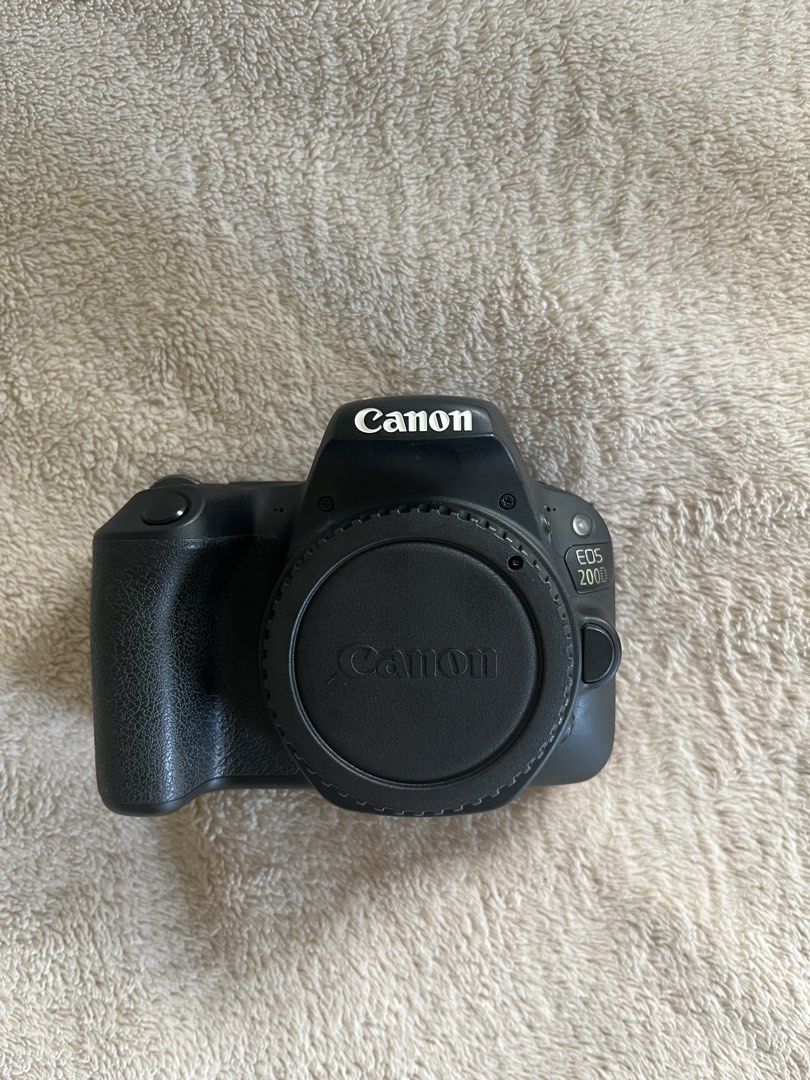 Canon Rebel SL2 EOS 200D (Category: Cameras) located in Alaminos. Submitted by shnnshgn (Listing ID 1467054682, Image 3). Description: .