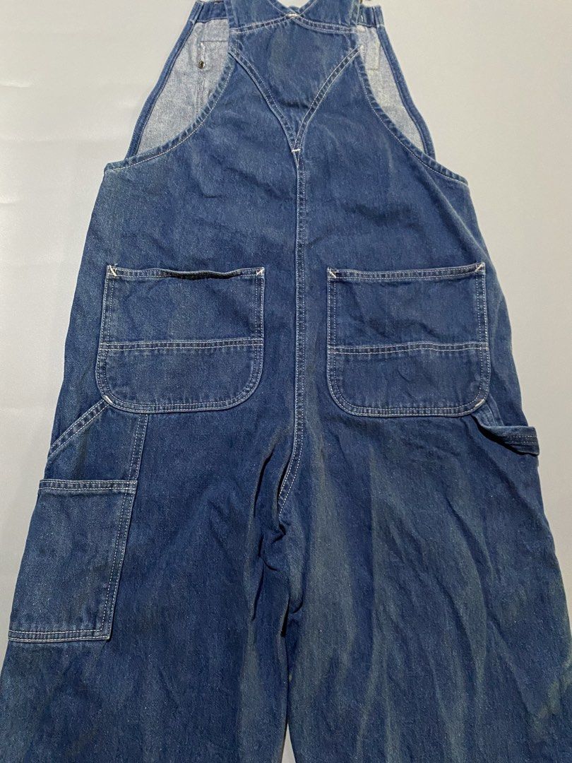 Carhartt Jumper (Category: Coats, Jackets and Outerwear) located in Aurora. Submitted by sidethrift.deer (Listing ID 1467032942, Image 3). Description: SIZE 30x32 BEST FIT 30-33 NO ISSUE AS NEW CONDITION SOLID NA SOLID.