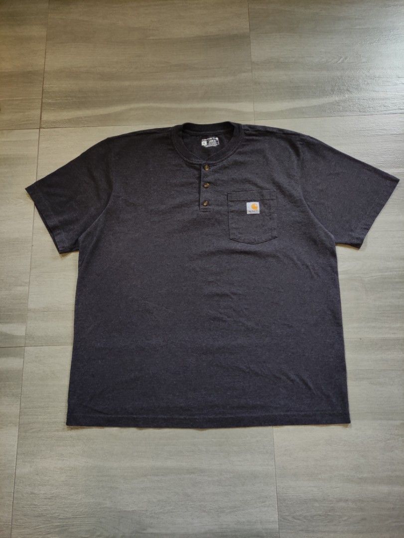 Carhartt K84 026 Pocket Tee (Category: Tshirts & Polo Shirts ) located in Calamba. Submitted by alorbis96758 (Listing ID 1467082556, Image 1). Description: Chest Width : 26" Length : 31" Best Fit : XL ~ 2XL Color Rate : 9.8 Flaws : ❌.