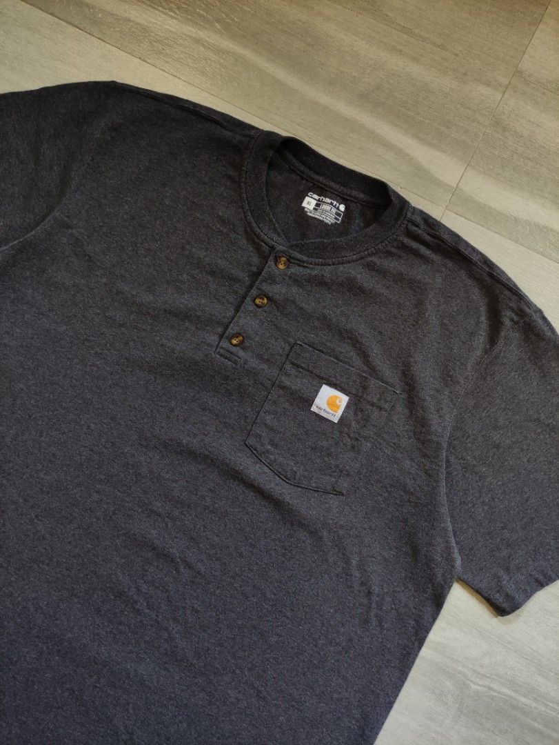 Carhartt K84 026 Pocket Tee (Category: Tshirts & Polo Shirts ) located in Calamba. Submitted by alorbis96758 (Listing ID 1467082556, Image 2). Description: Chest Width : 26" Length : 31" Best Fit : XL ~ 2XL Color Rate : 9.8 Flaws : ❌.