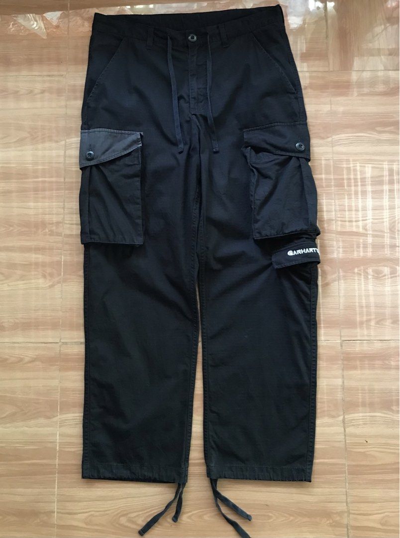 Carhartt Wip Cargo Pants (Category: Jeans) located in Cebu City. Submitted by whytruekoy (Listing ID 1467016840, Image 3). Description: Carhartt Wip Cargo Pants Ripstop Material Authentic W / 34 L / 40 Hem 9 Cut tag Excellent.