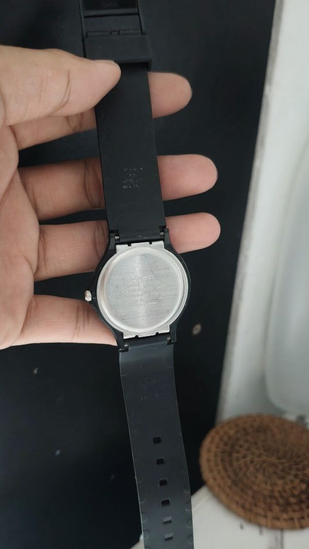 Casio MQ-24 Analog Watch Black White (Category: Women's Watches) located in Taguig. Submitted by mercyeugen28914 (Listing ID 1467088771, Image 3). Description: preloved Japan Watch Casio White Dial rubber strap .
