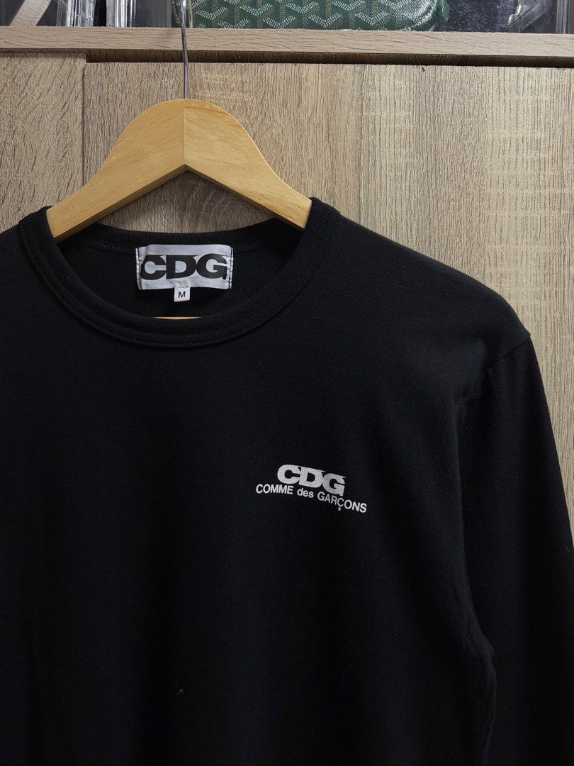 Cdg Chest Logo Longsleeve (Category: Tshirts & Polo Shirts ) located in Cavite. Submitted by PRIVATE.Selection (Listing ID 1467058288, Image 2). Description: Cdg Chest Logo Longsleeve Authentic/Legit Size M W- 20 L- 27 Good as New .