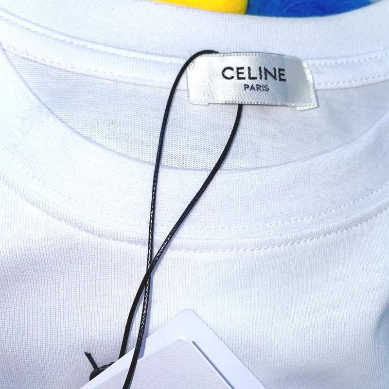 CE品牌 早春夏季限定款小熊短袖T恤 （分類：T-shirt、恤衫、有領衫）位於 Hong Kong。 由 styessagan49636 提交（商品編號 1466974430，圖片 5）。簡介： 📏 尺碼：S-XXL，只出優質靚貨📸 全數圖片均為真實實拍🏼 所見即所得，信心保證！設有售後退換服務，不提供面交，所有訂單只透過快遞寄送。。