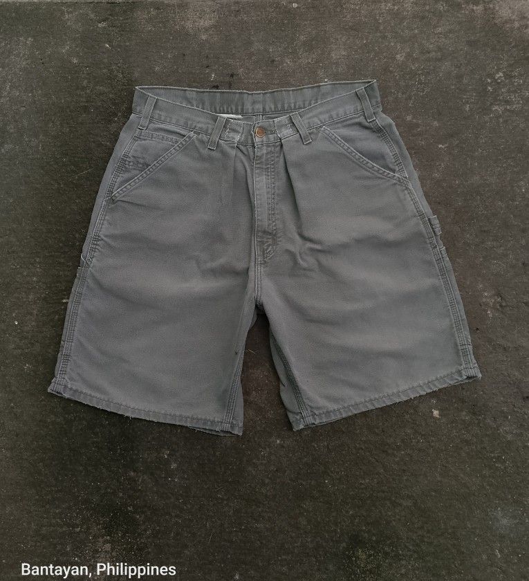 CH JORTS B25 MOS BIG PATCH (Category: Shorts) located in Bantayan. Submitted by rare.palautog (Listing ID 1467061107, Image 2). Description: CH JORTS B25 MOS BIG PATCH DIMENSION W 32 L 21 HEM 12.5 VINTAGE FADE SIGN OF USAGE,RESIZE OG SIZE 36 FIT SZ 32 DM ME IF INTERESTED 📩 CEBU LOCATION 📌.