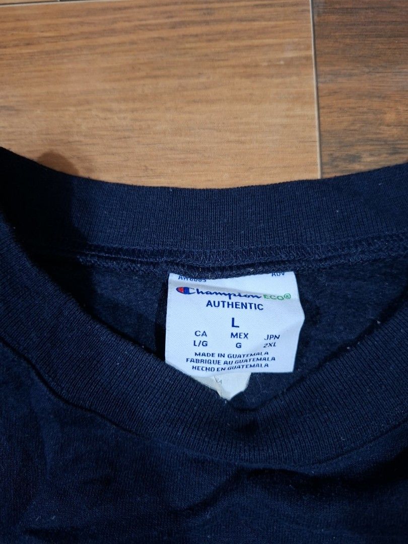Champion eco (Category: Coats, Jackets and Outerwear) located in Pili. Submitted by jasonthrift2001 (Listing ID 1467098311, Image 2). Description: Champion Eco Size: large on tag Excellent Condition No Issue Location: Bicol Area.