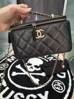 （分類：）位於 。 由 rainiebebe77 提交（商品編號 1466989678，圖片 1）。簡介： 。