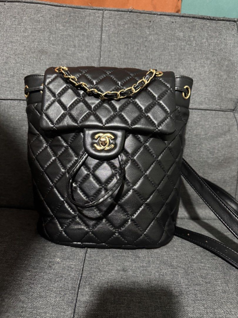 Chanel Backpack (Category: Luxury Bags & Wallets) located in Quezon City. Submitted by musthaveluxe (Listing ID 1467138588, Image 1). Description: Like new holo sticker intact.