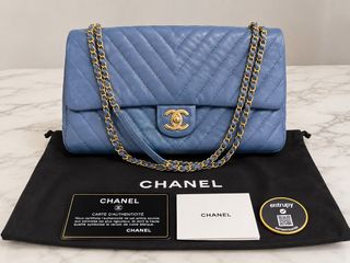(Category: ) located in . Submitted by happyshopper212 (Listing ID 1467162346, Image 1). Description: .