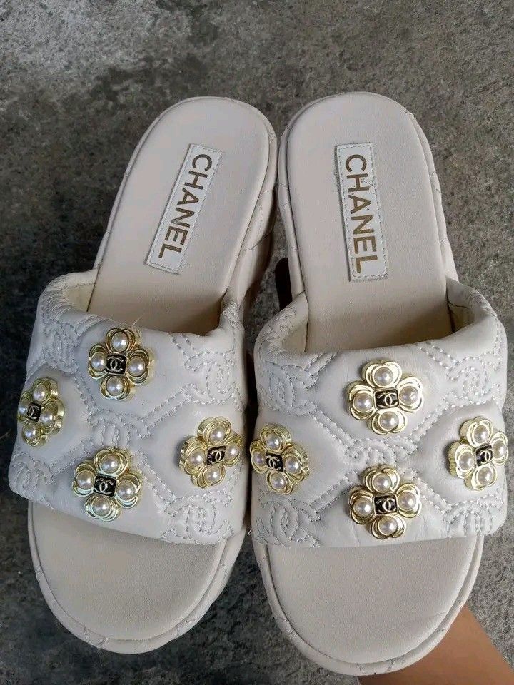Chanel White Cream sandals (Category: Sandals) located in Koronadal. Submitted by joeannmahi28609 (Listing ID 1467120153, Image 1). Description: Chanel sandals made in Italy size eur 39 for women's only coded in goods condition ukay source sino bet nito ganda Chanel mine nyo na.