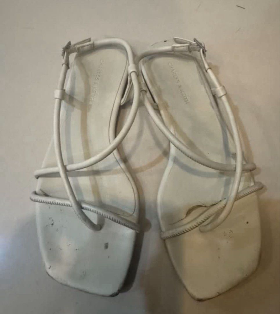 Charles and Keith flats 37 (Category: Flats & Sandals) located in Quezon City. Submitted by prelovedsaleitems (Listing ID 1467018550, Image 2). Description: .