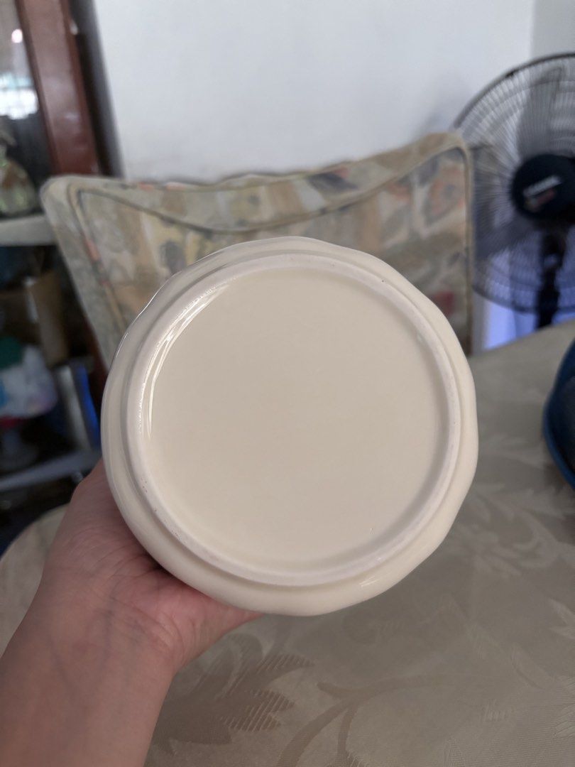 Chawan - Matcha Bowl (Category: Vases & Decorative Bowls) located in Pasig City. Submitted by itsmeannzy (Listing ID 1467003504, Image 3). Description: Decluttering.
