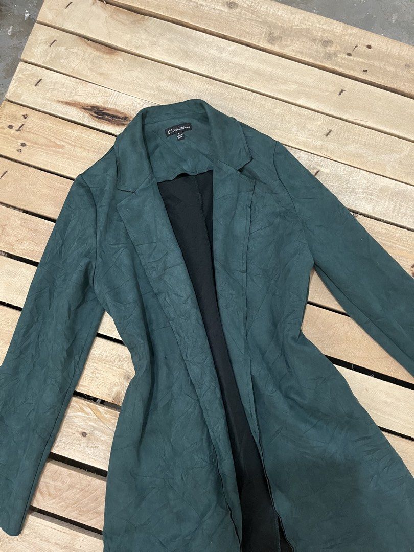 Chocolate U.S.A. Green Suede Blazer Jacket Size S (Category: Coats, Jackets and Outerwear) located in Santa Rosa. Submitted by thrifty_bev (Listing ID 1467022742, Image 2). Description: Chocolate U.S.A. Emerald Green Faux Suede Longline Blazer - Size S ₱280 Loc: Santa Rosa, Nueva Ecija MOD: Shapee Checkout MOP: Payment first via Maribank (No COD).
