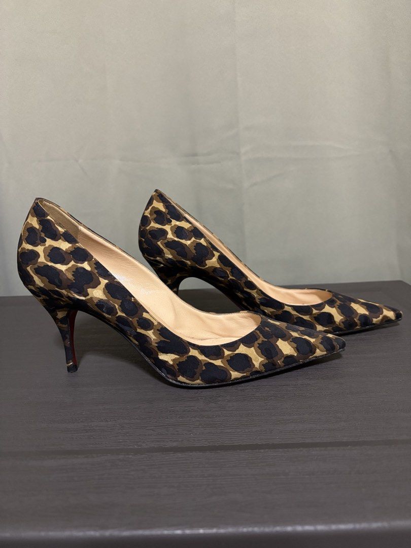 Christian Louboutin (Category: Heels) located in Manila. Submitted by ayan123456 (Listing ID 1466982775, Image 1). Description: Authentic Christian Louboutin Heels – Leopard Pair (No Box/Dust Bag) I’m selling a pair of 100% authentic Christian Louboutin heels (leopard print) purchased in the USA. Please note: the original box and dust bag are no longer available, which is why I’m offering at a significantly discounted price of ₱9,000. Buyers are 