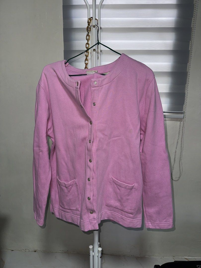 Classic Elements Pink Button-Up Cardigan Size L (Category: Coats, Jackets and Outerwear) located in La Trinidad. Submitted by prelovedandfindsbyji (Listing ID 1466978429, Image 1). Description: - Brand: Classic Elements - Color: Pink - Size: Large - Style: Long-sleeve cardigan with rounded neckline and snap-button front closure - Features: Two front patch pockets near the hem - Material: 82% cotton, 18% polyester - Origin: Made in Cambodia.