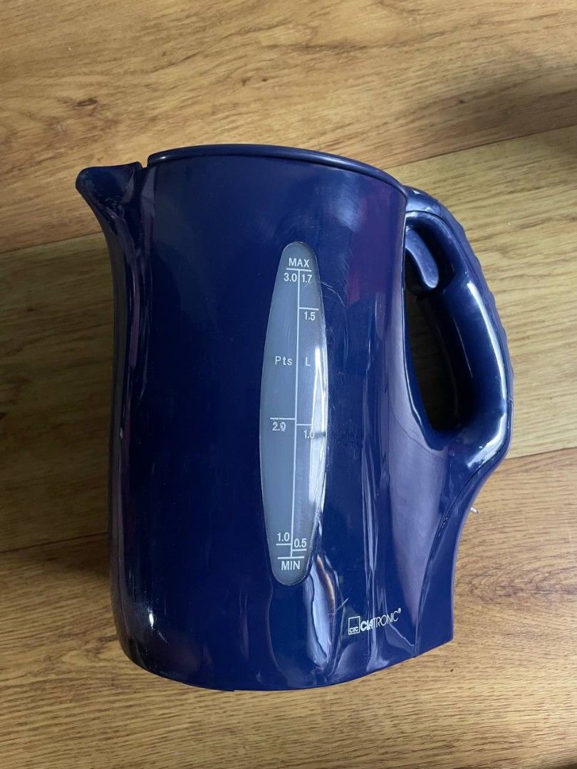 Clatronic WK 3445 (Category: Kettles & Airpots) located in Pasig City. Submitted by damadenoche_ (Listing ID 1467142285, Image 1). Description: Fresh from Germany 🇩🇪 - Brand new, never used. - The only issue is that the box doesn't include its wire, it's on 🍊 70-100.