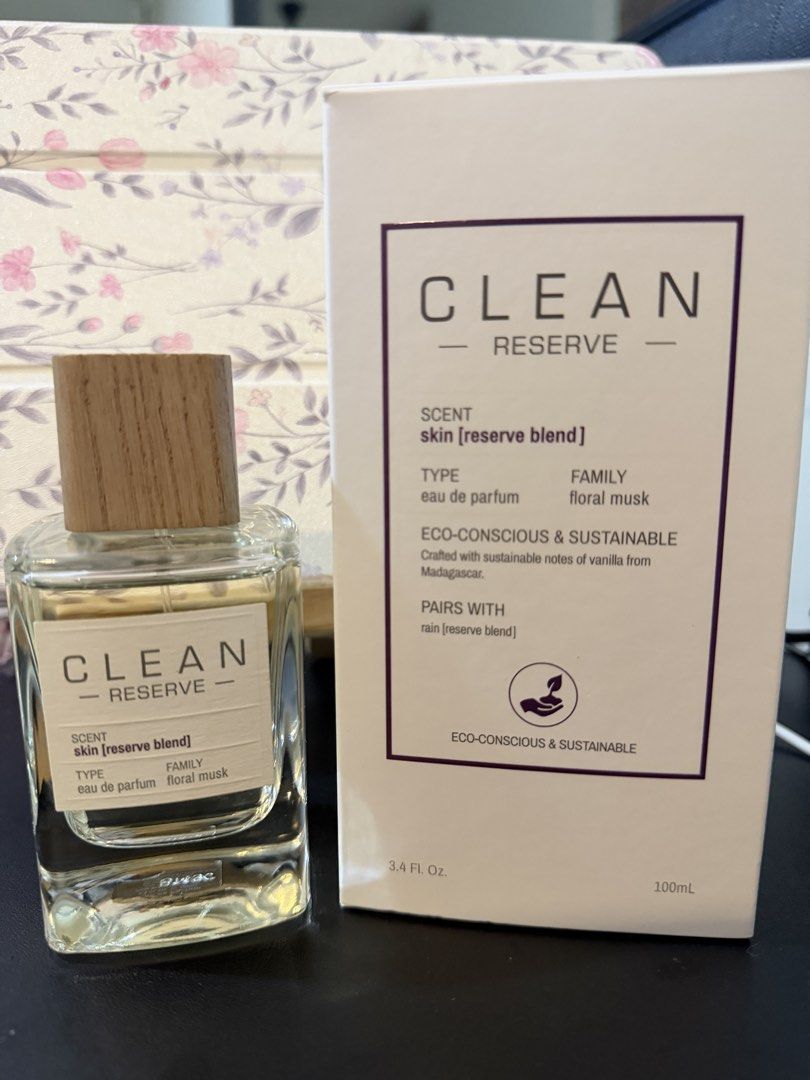 Clean Reserve EDP 100ml (Category: Fragrance & Deodorants) located in Makati City. Submitted by karyll20 (Listing ID 1467044460, Image 3). Description: Clean Reserve EDP Skin (reserve blend) 100ml With box Sprayed less than 5x Bought from SM MOA Dept Store at 4k+ See bottle content.