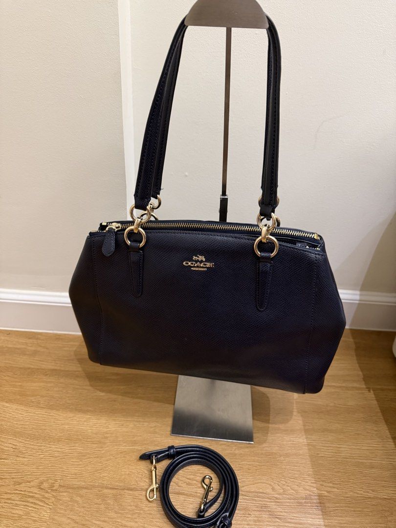 Coach Christie Carryall (Category: Shoulder Bags) located in Taguig. Submitted by slay.ph (Listing ID 1467030081, Image 1). Description: Good as new 100% Original.