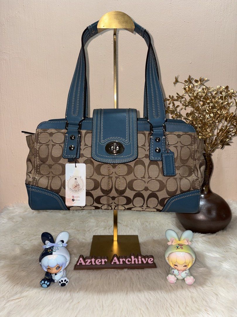 Coach Hampton Blue Turnlock Satchel (Category: Luxury Bags & Wallets) located in Angeles City. Submitted by azter.archive (Listing ID 1467166041, Image 1). Description: Like new no issue Also posted on my Instagram account - azter.archive .