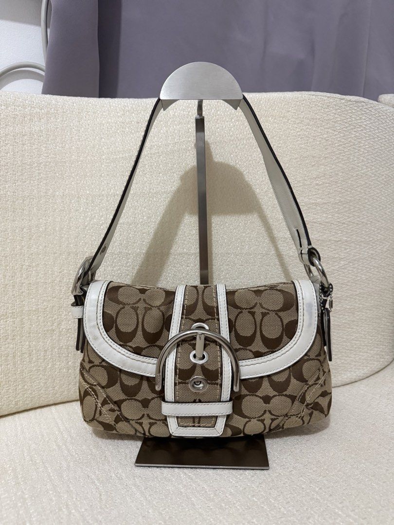 Coach mini soho (Category: Luxury Bags & Wallets) located in Manila. Submitted by baglover1111 (Listing ID 1467128791, Image 2). Description: Minimal stains, No other issue As new pa hardwares and canvas, strap.