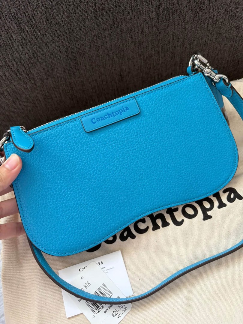 Coach shoulder bag (Category: Shoulder Bags) located in Quezon City. Submitted by matchaaa_shop (Listing ID 1467146817, Image 3). Description: Bnew, complete inclusion!! SALE ☺️ Coachtopia .