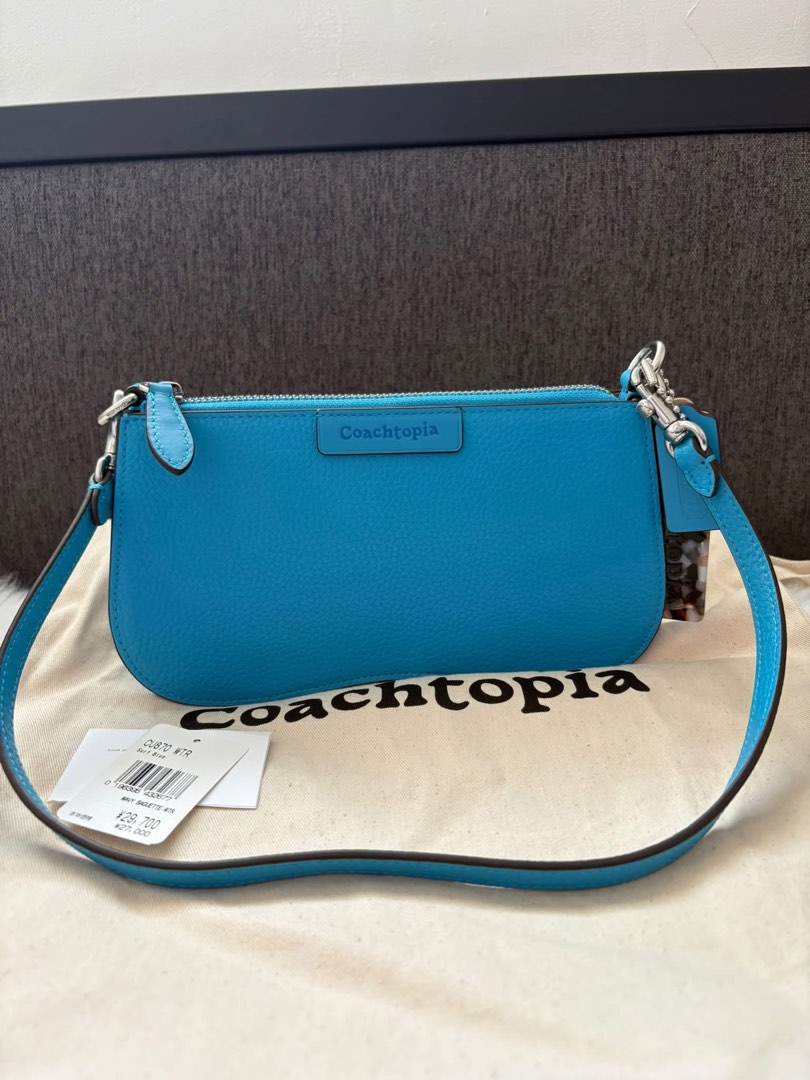 Coach shoulder bag (Category: Shoulder Bags) located in Quezon City. Submitted by matchaaa_shop (Listing ID 1467146817, Image 2). Description: Bnew, complete inclusion!! SALE ☺️ Coachtopia .
