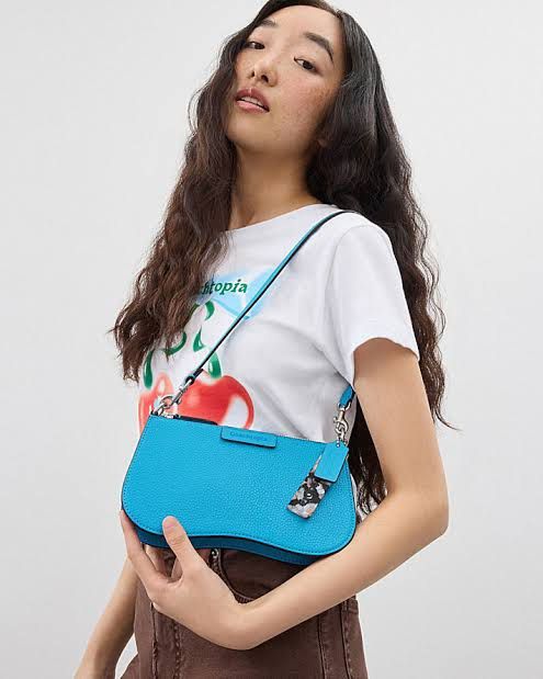 Coach shoulder bag (Category: Shoulder Bags) located in Quezon City. Submitted by matchaaa_shop (Listing ID 1467146817, Image 1). Description: Bnew, complete inclusion!! SALE ☺️ Coachtopia .