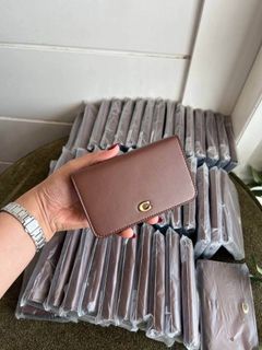 (Category: ) located in . Submitted by bagsboutiqueph (Listing ID 1467044139, Image 1). Description: .