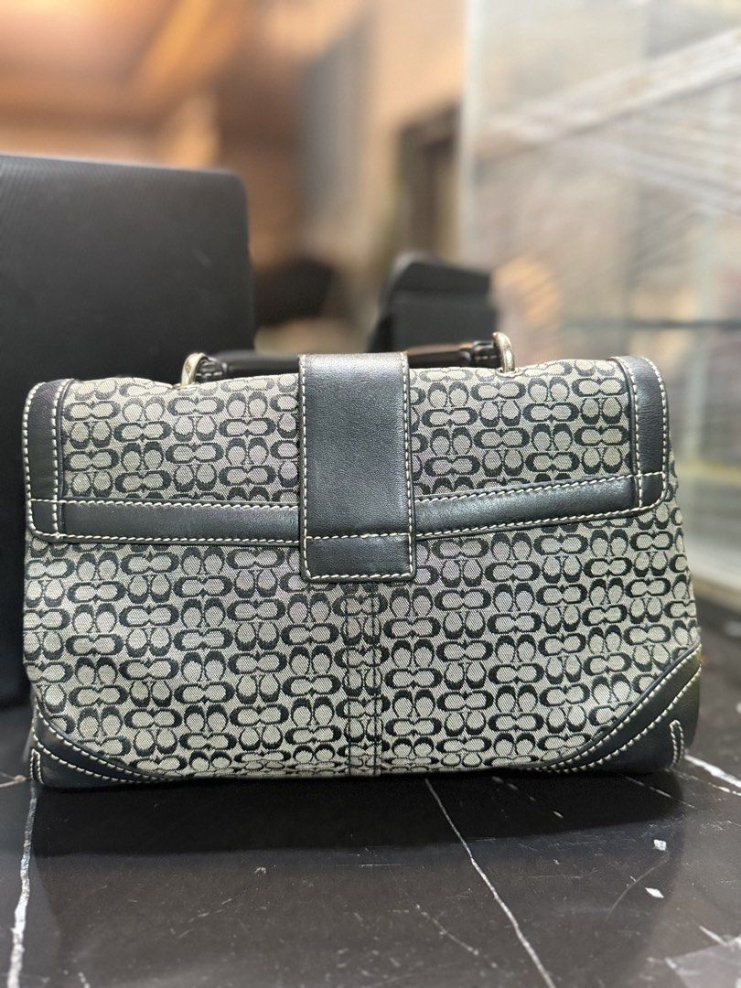 coach soho handbag (Category: Luxury Bags & Wallets) located in Manila. Submitted by esethy (Listing ID 1467150677, Image 2). Description: Authentic No issues Qc nova loc Can send more pictures.