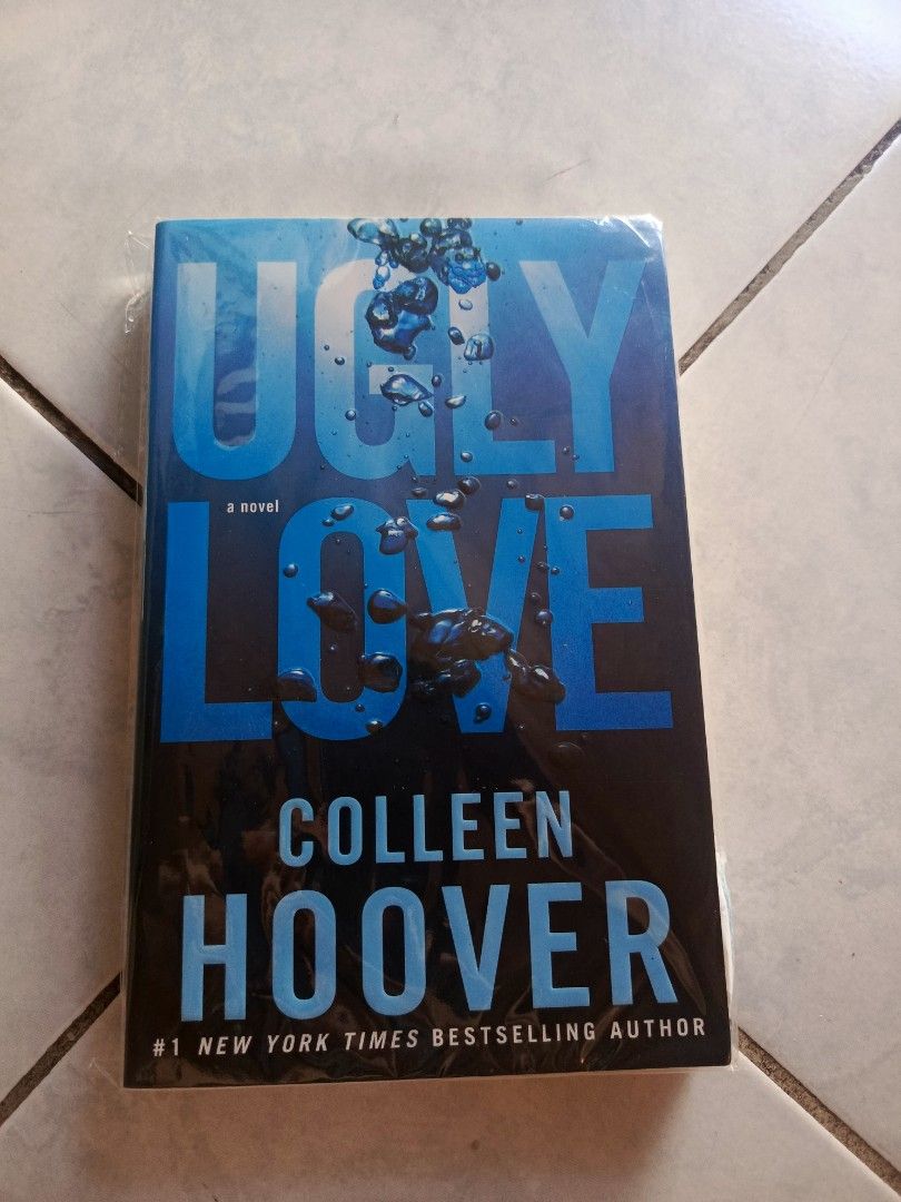 COLLEEN HOOVER (Category: Storybooks) located in Manila. Submitted by bookpile.ph (Listing ID 1466975085, Image 2). Description: .