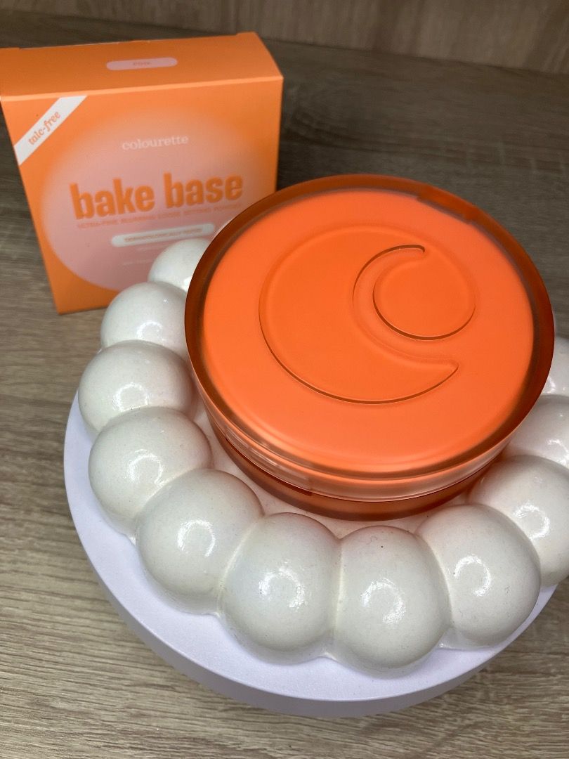 Colourette Cosmetics Bake Base Loose Setting Powder (Category: Makeup) located in Malabon City. Submitted by nvrrsamantha (Listing ID 1466973129, Image 1). Description: shade: pink rfs: extra shade brandnew WITH BOX 📦 j&t, lalamove 📍malabon city message me!.