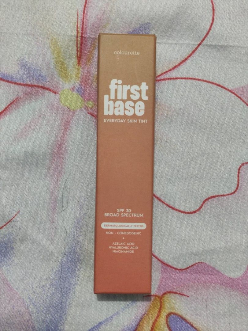 Colourette Skintint (Full Size) (Category: Makeup) located in Manila. Submitted by prelovedby_joie (Listing ID 1467101321, Image 1). Description: Shade: Talisay (Medium Olive) 60% Remaining Product Comes with Box.
