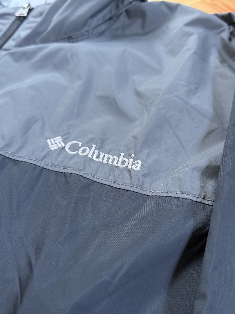Columbia (Category: Coats, Jackets and Outerwear) located in Muntinlupa City. Submitted by thriftsupplyco (Listing ID 1467031592, Image 3). Description: Columbia Men’s Glennaker Lake II Rain Jacket Good condition Size xxl 30x32 Big size 1500.