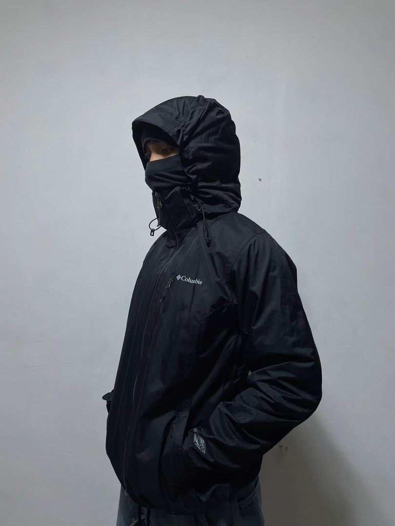 Columbia Omni Tech Waterproof (Category: Coats, Jackets and Outerwear) located in Quezon City. Submitted by renovare.196 (Listing ID 1466160147, Image 2). Description: Columbia Omni Tech Waterproof Excellent Condition Color Rate: 9.8/10 No Issue Measurements • Width: 21 • Length: 27.5 Price: 2500 obo DM IF INTERESTED📥.