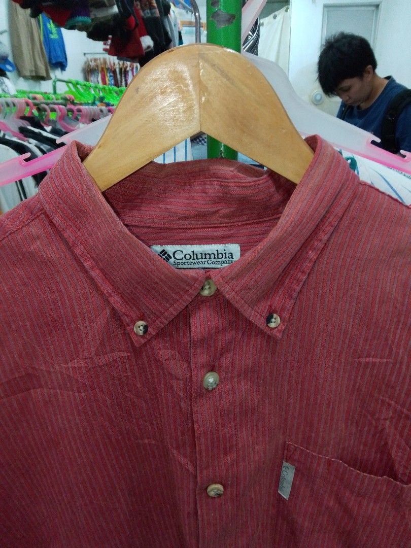 Columbia Polo (Category: Tshirts & Polo Shirts ) located in Naga. Submitted by choythrift (Listing ID 1467114647, Image 2). Description: Columbia Polo Condition: 9/10 Color rate: 9/10 Plus shipping fee J and t, flash express /drop off Urban Chicc Location: Naga City, Bicol📍 📩.