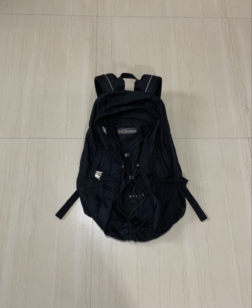 Columbia Wallowa Backpack (Category: Luxury Bags & Wallets) located in Quezon. Submitted by dr.wengfinds (Listing ID 1467107014, Image 1). Description: 20-25 liters capacity Sign of usage.