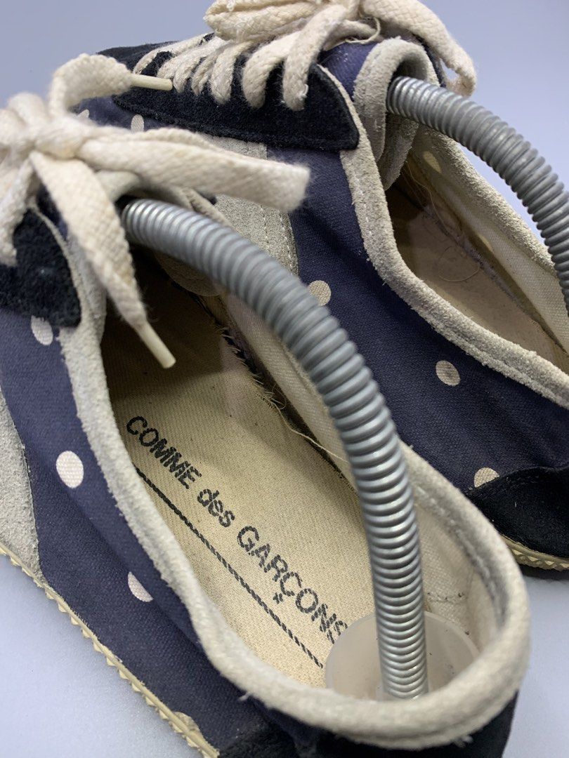 COMME DES GARCONS SNEAKERS (Category: Sneakers) located in Bulacan. Submitted by ridersthrift_ph (Listing ID 1467117581, Image 2). Description: COMME DES GARCONS SIZE 42 on tag Used Condition No box only the toe itself Gcash Payment Bulacan 📍.