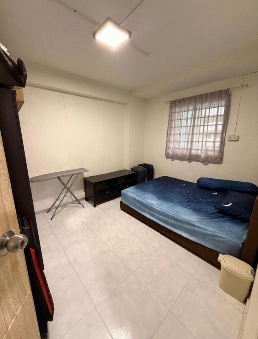 Common Room Common Room For Rental $ 1200, Property, Rentals, HDB on Carousell