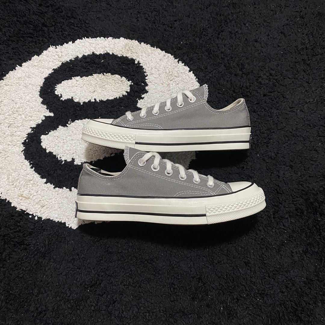 Converse 70s (Category: Sneakers) located in Danao, Cebu. Submitted by sneaks_cebu (Listing ID 1467154049, Image 1). Description: Converse 70s Size 7wm 24cm -no major issues Php 1,550 .